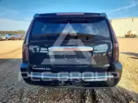 2017 GMC YUKON фото