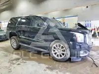 2017 GMC YUKON фото