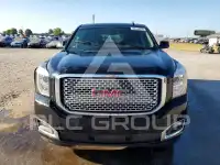2017 GMC YUKON фото