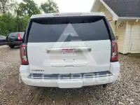 2017 GMC YUKON photo