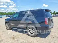 2017 GMC YUKON фото