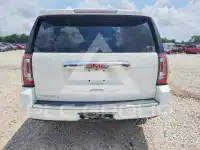 2017 GMC YUKON фото