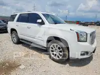 2017 GMC YUKON фото