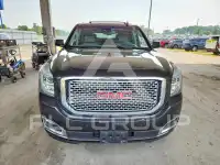 2017 GMC YUKON photo