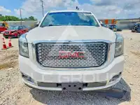 2017 GMC YUKON фото