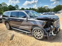 2017 GMC YUKON фото