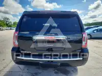 2017 GMC YUKON фото