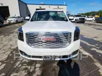 2017 GMC YUKON photo