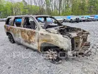 2017 GMC YUKON фото