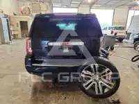 2017 GMC YUKON фото