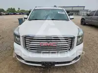 2017 GMC YUKON фото