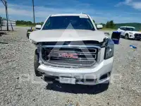 2017 GMC YUKON фото