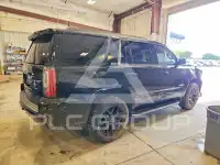2017 GMC YUKON фото