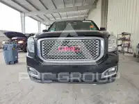 2017 GMC YUKON photo