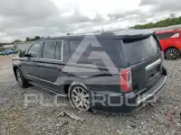 2017 GMC YUKON фото
