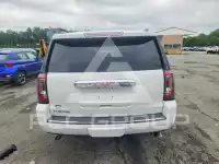 2017 GMC YUKON фото