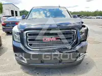 2017 GMC YUKON photo