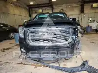 2017 GMC YUKON фото