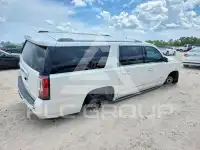 2017 GMC YUKON фото