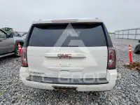 2017 GMC YUKON фото