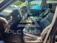 2017 GMC YUKON фото
