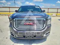 2017 GMC YUKON фото