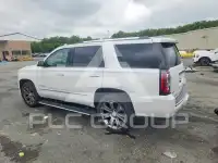 2017 GMC YUKON фото