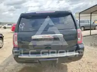 2017 GMC YUKON фото