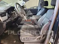 2017 GMC YUKON фото