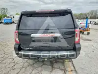 2017 GMC YUKON photo