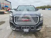 2017 GMC YUKON photo
