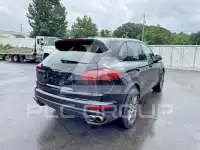 2017 Porsche Cayenne фото
