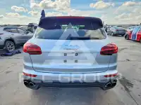 2017 Porsche Cayenne фото