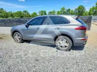 2017 Porsche Cayenne photo
