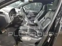 2017 Porsche Cayenne photo