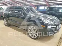 2017 Porsche Cayenne photo