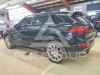 2017 Porsche Cayenne photo