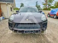 2017 Porsche MACAN photo