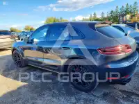 2017 Porsche MACAN photo