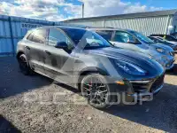 2017 Porsche MACAN photo