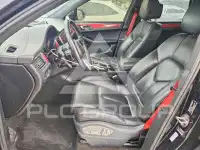 2017 Porsche MACAN photo