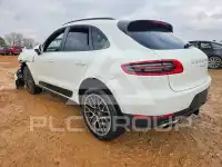 2017 Porsche MACAN photo
