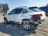 2017 Porsche MACAN photo