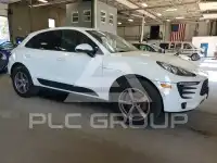 2017 Porsche MACAN photo