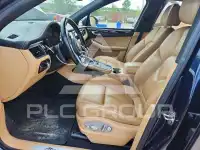 2017 Porsche MACAN photo