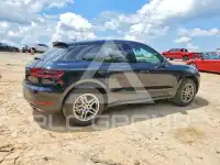 2017 Porsche MACAN photo