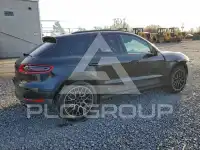 2017 Porsche MACAN photo