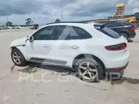 2017 Porsche MACAN photo