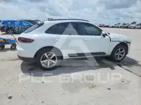 2017 Porsche MACAN photo