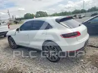 2017 Porsche MACAN photo